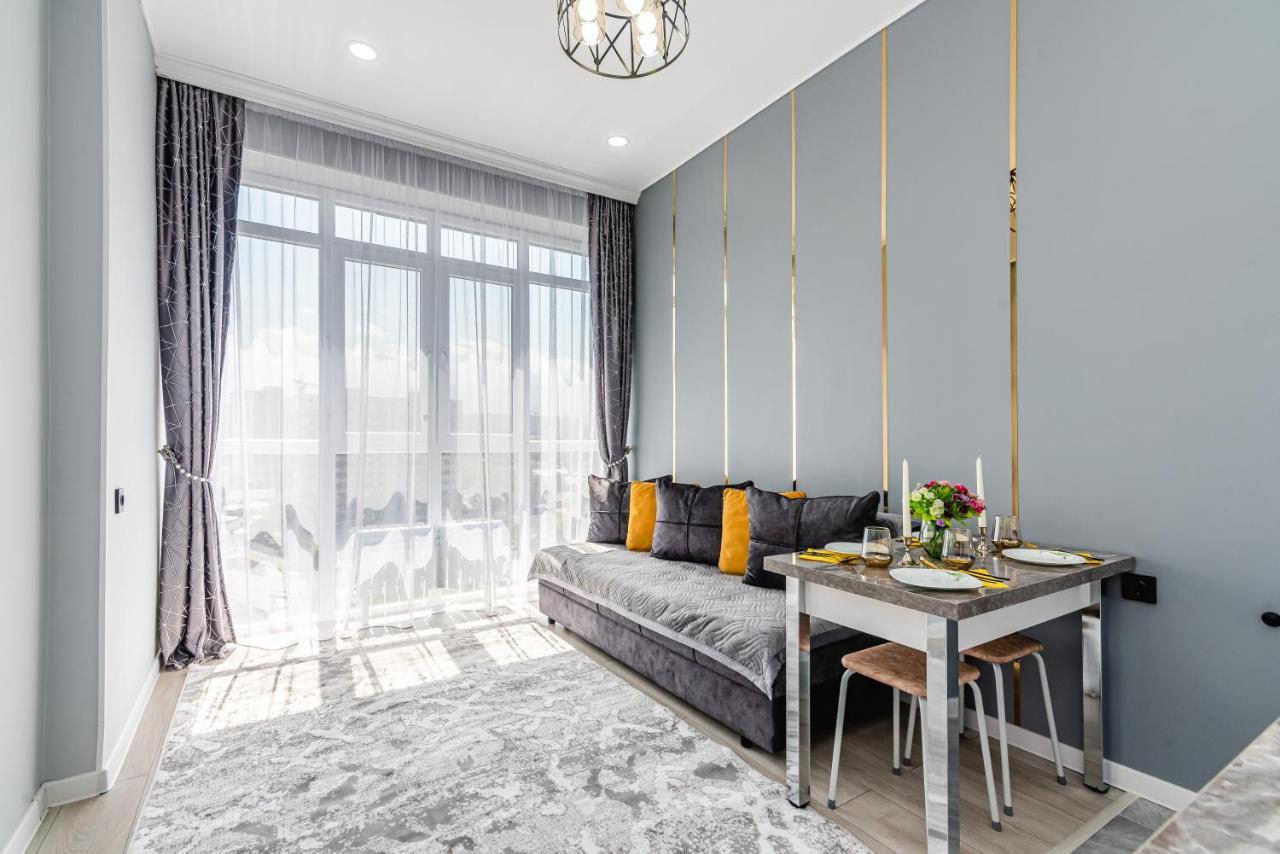 Apartament Heaven 10 Ałma Ata Zewnętrze zdjęcie